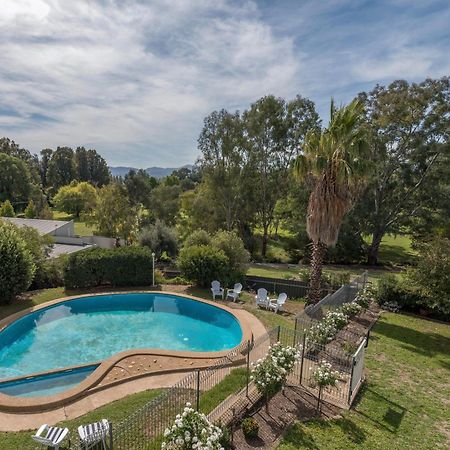 Motel Harriet House Tumut Extérieur photo