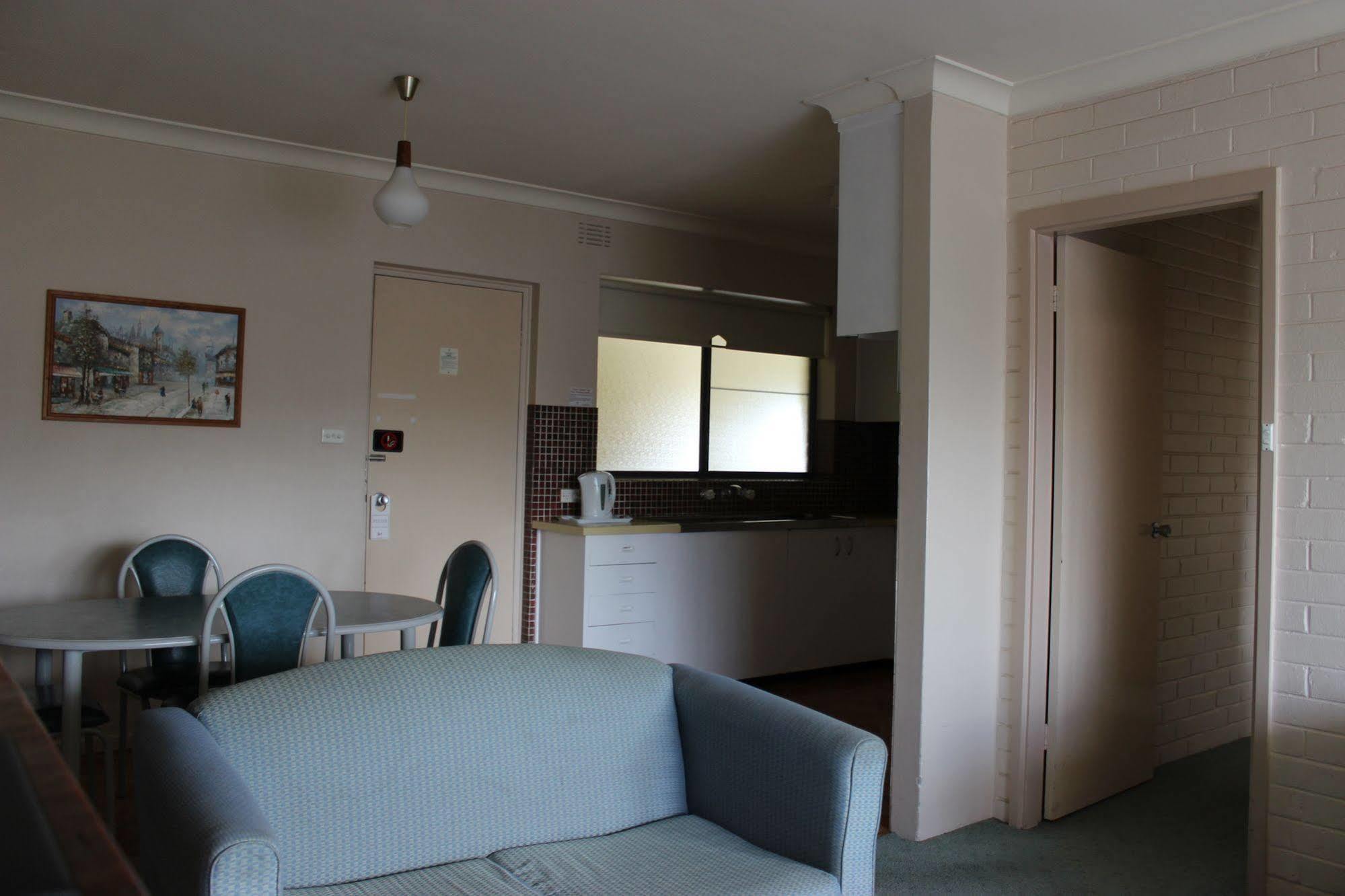 Motel Harriet House Tumut Extérieur photo