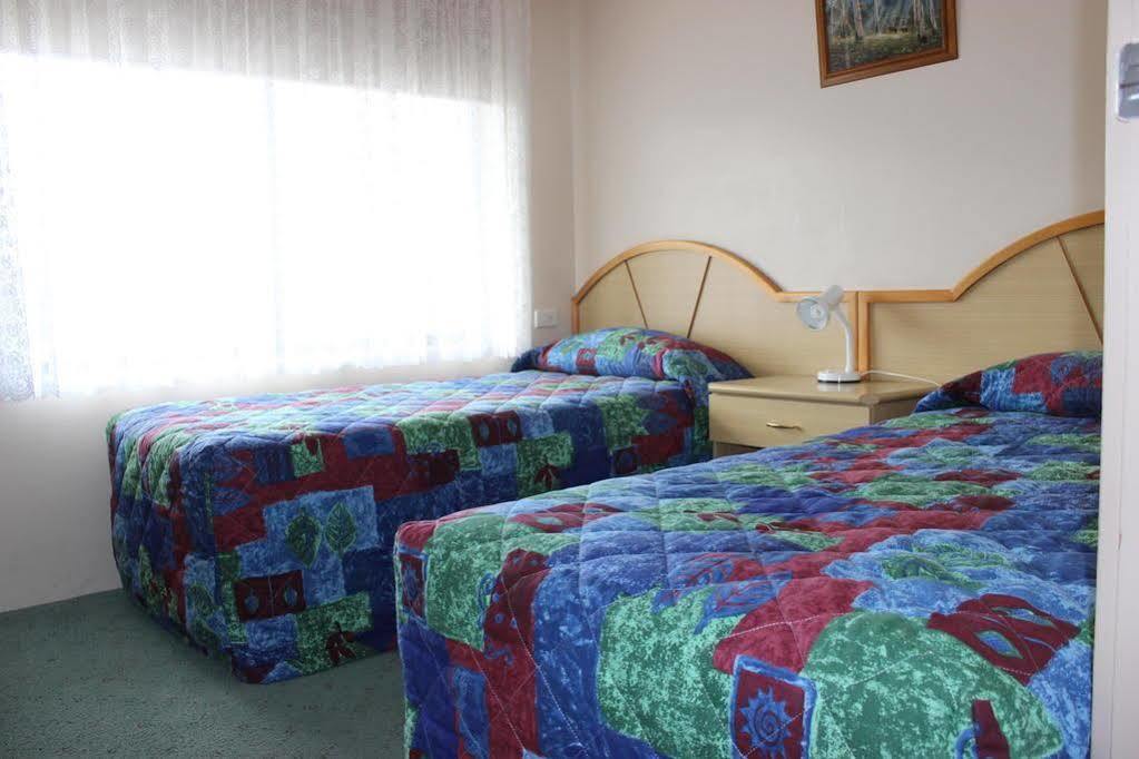 Motel Harriet House Tumut Extérieur photo