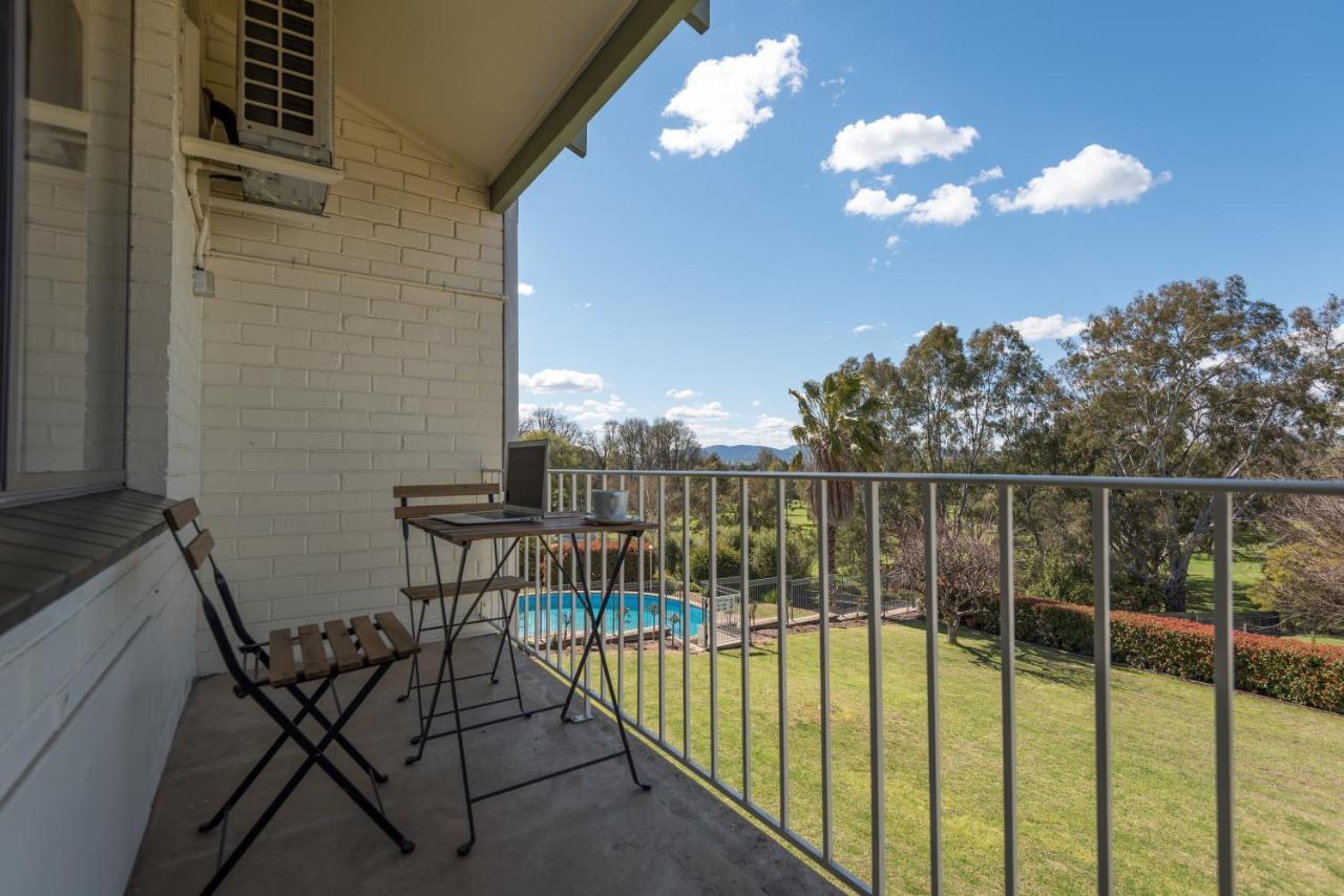 Motel Harriet House Tumut Extérieur photo